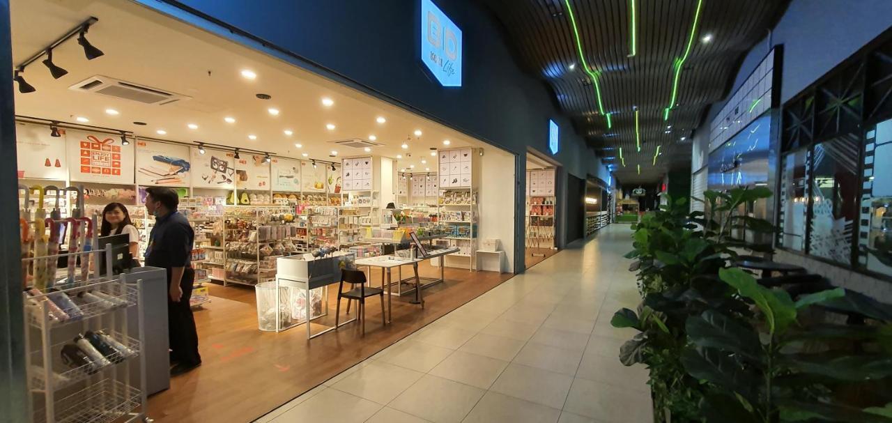 Kozi Square New Sgh Cozy Home 8A Kuching Exterior photo